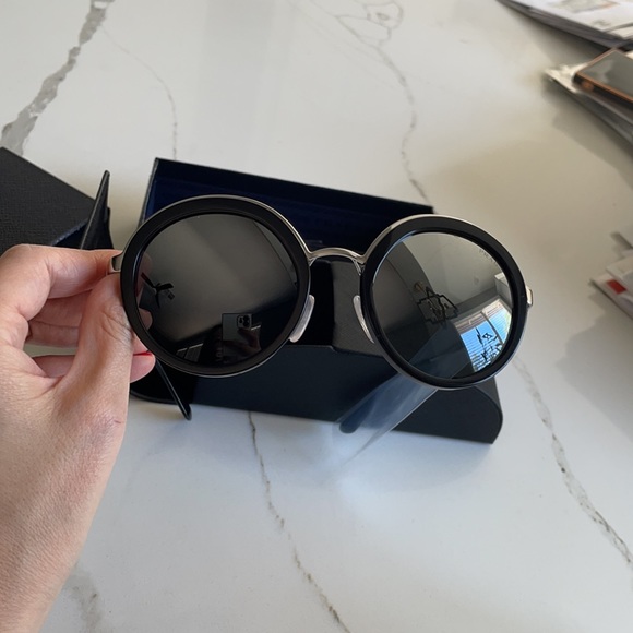 **NIB** Prada sunglasses Black w silver hardware - Picture 3 of 9